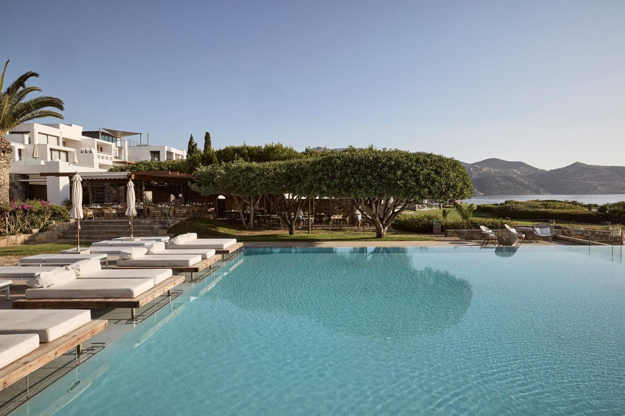 St. Nicolas Bay Resort Hotel & Villas อายิโอสนิโกลาโอส ภายนอก รูปภาพ
