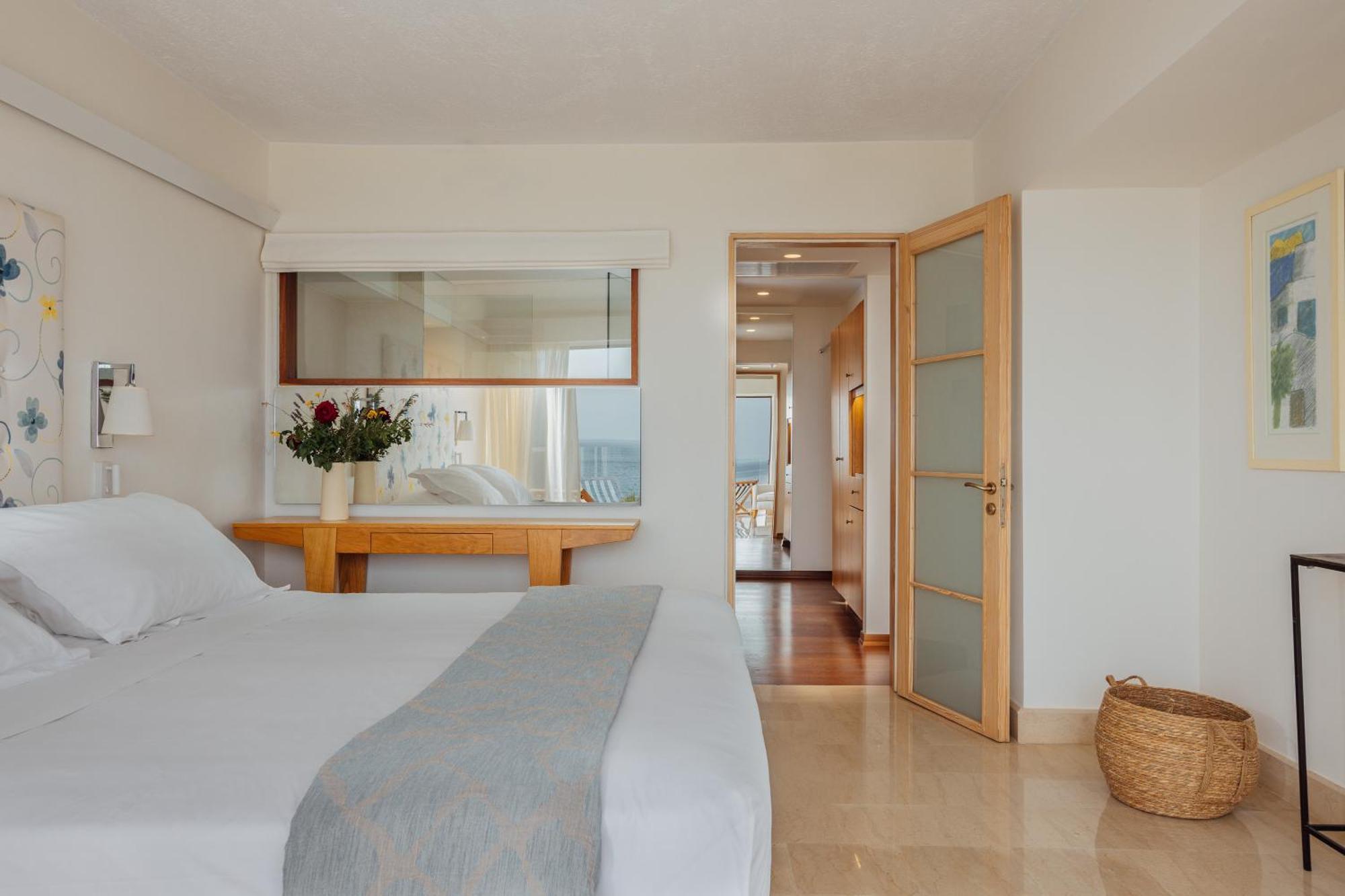 St. Nicolas Bay Resort Hotel & Villas อายิโอสนิโกลาโอส ภายนอก รูปภาพ
